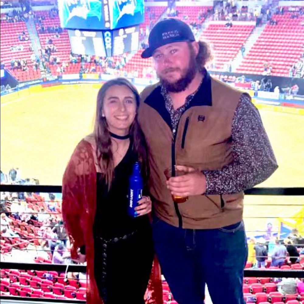 Meet your Posher, Gianina